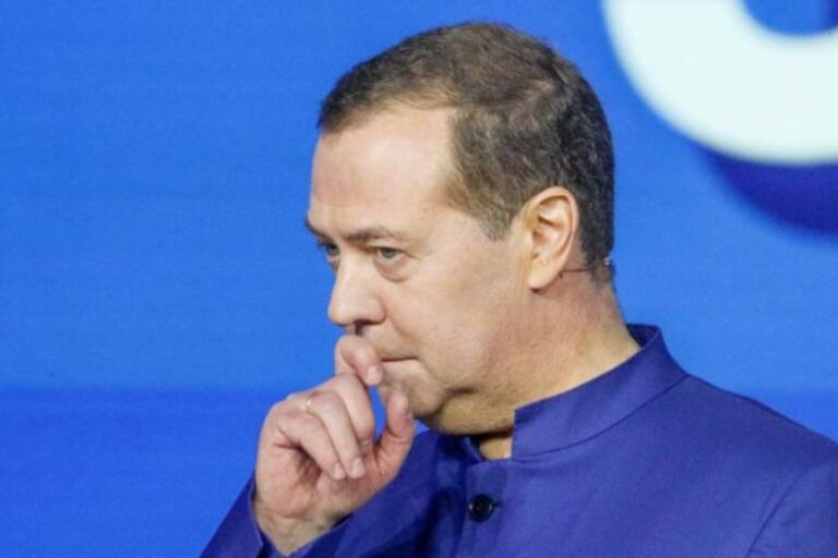 medvedev-dal-sovet-tribunalu-se-i-ukrainy-06070d1