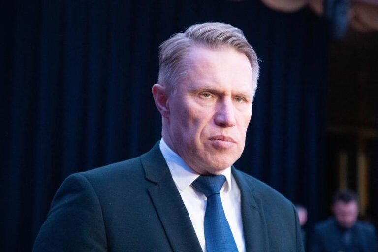 murashko-otchitalsja-pered-putinym-o-pomoshhi-postradavshim-v-brjanskoj-oblasti-e60916d