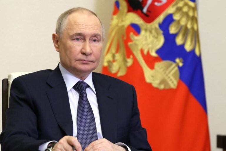 nado-zhenitsja-putin-napomnil-svoj-nakaz-voennosluzhashhim-95f2355