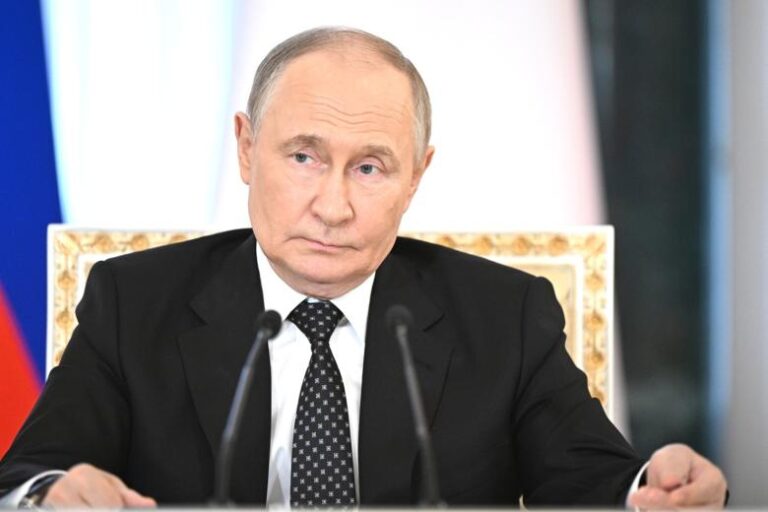 putin-prizval-molodezh-sohranit-pravdu-o-podvige-v-gody-vtoroj-mirovoj-d856a5a