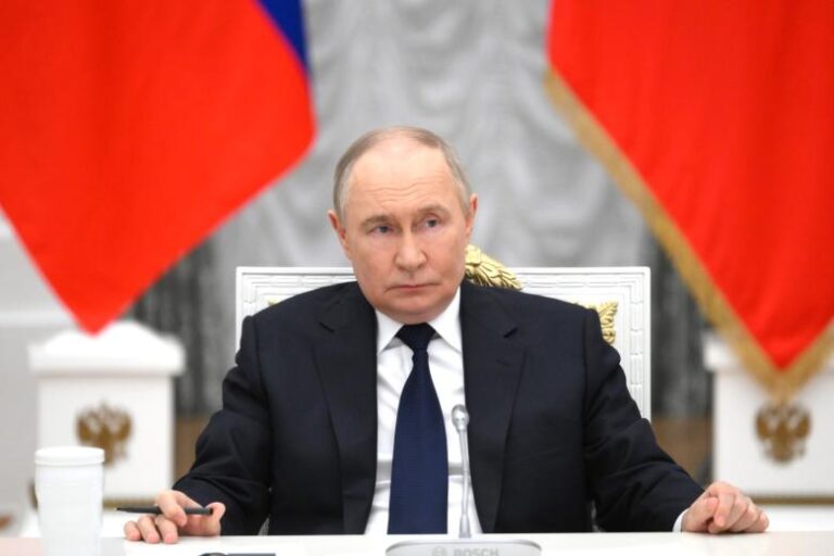 putin-prizval-ne-gotovit-pod-stol-v-sfere-novyh-tehnologij-ca2148b