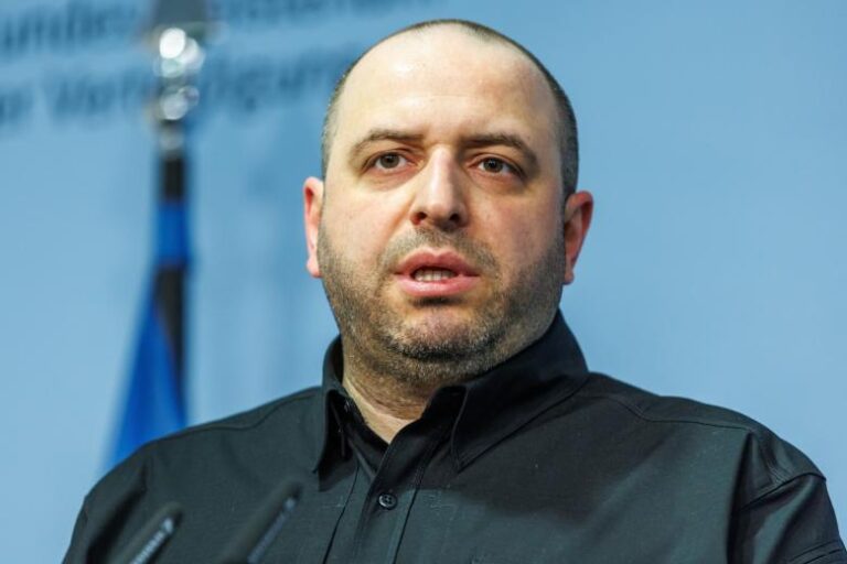 sebe-dorozhe-bezugluju-predosteregli-ot-kritiki-umerova-i-syrskogo-e7cfc79