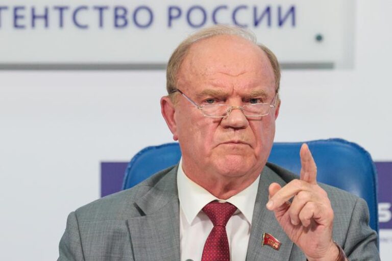 zjuganov-ocenil-mnenie-ob-oshibochnom-prisoedinenii-zapadnoj-ukrainy-k-sssr-87a5c7c