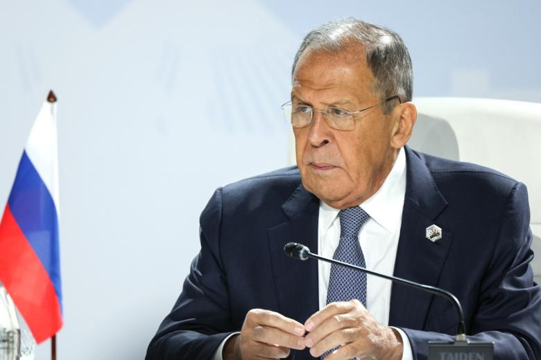 lavrov-pribyl-na-sammit-briks-v-braziliju-e9f76e2