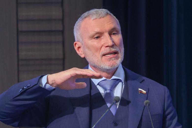 objazyvali-celovatsja-s-zelenskim-nazvana-prichina-ugroz-glavy-polshi-b1f202b