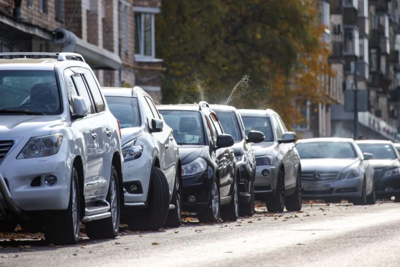 pravitelstvo-povysit-poshliny-dlja-rossijskih-avtomobilistov-3f2557d