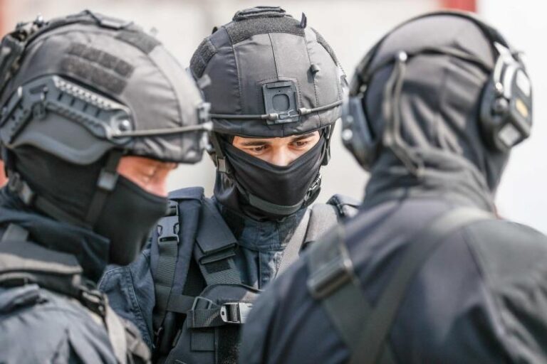 putin-nadelil-fsb-pravom-sozdavat-sobstvennye-sizo-285673b