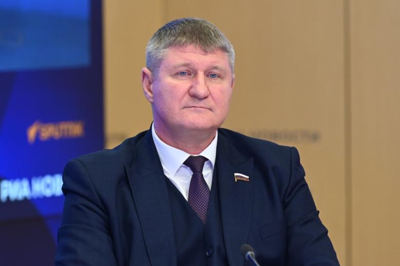В Госдуме назвали госизменой хищения на строительстве оборонных сооружений