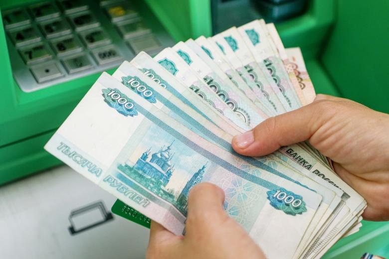В Госдуме потребовали увеличить зарплаты и соцвыплаты бюджетников