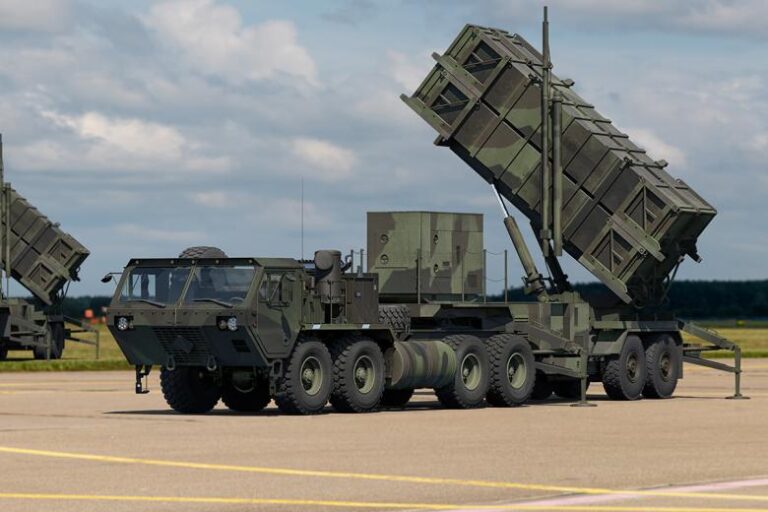 v-mo-rasskazali-skolko-sistem-patriot-vsu-poterjali-pri-udare-vs-rossii-36279ec