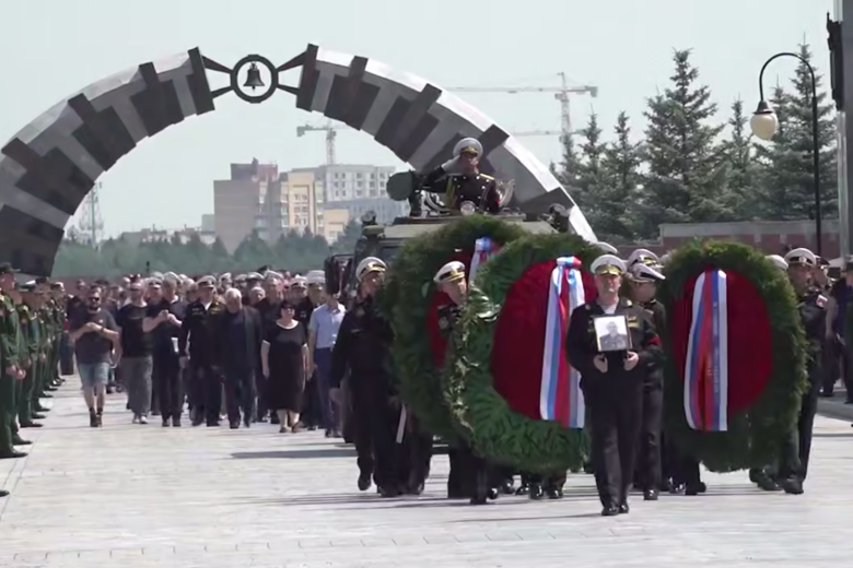 zamglavkoma-vmf-rossii-provodili-v-poslednij-put-e1ceb9d