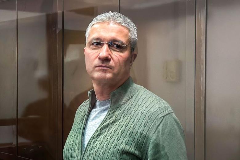 genprokuratura-potrebovala-izjat-imushhestvo-u-eks-zamministra-oborony-9cb1e94