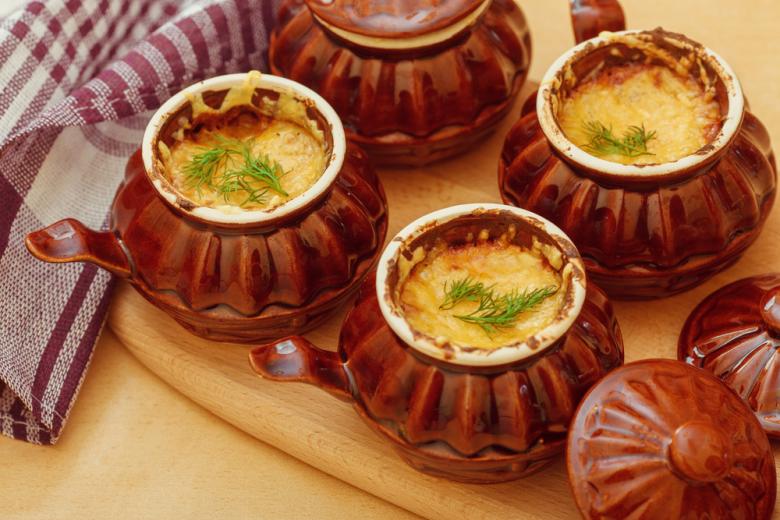 nezhnyj-zhjulen-s-kabachkami-i-baklazhanami-pod-syrnoj-shapkoj-vkusno-i-prosto-9455cdb