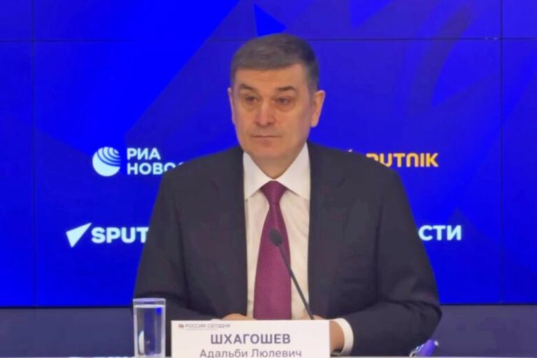 v-gosdume-razjasnili-kak-rossija-rabotaet-s-amerikanskim-obshhestvom-7a5a3ae