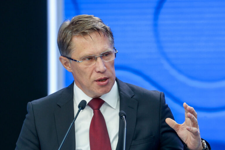 glava-minzdrava-rasskazal-o-primenenii-jadernyh-tehnologij-v-medicine-bbd1c0e