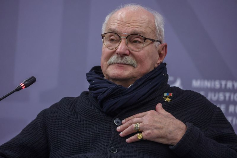 drapeko-raskryla-tajnu-mnogoletnego-uspeha-mihalkova-959192c