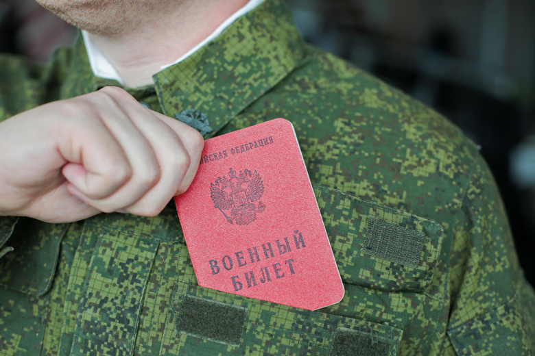 medvedev-raskryl-skolko-chelovek-zakljuchili-kontrakt-s-mo-rossii-5e88c10