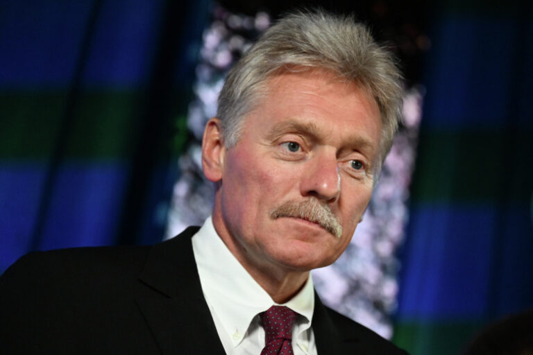 peskov-ocenil-perspektivy-vstrechi-putina-i-trampa-na-aljaske-a261863