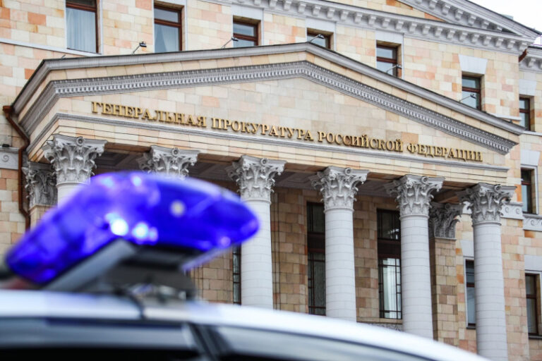 s-semi-eks-vladelca-juzhuralzolota-strukova-hotjat-vzyskat-5-mlrd-rublej-a56e235