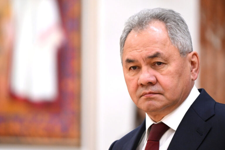 shojgu-raskryl-kak-vsu-davjat-na-psihiku-rossijan-bfb6273