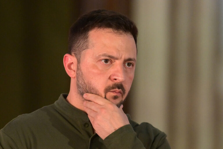 v-gosdume-raskryli-konfuz-zelenskogo-s-priznaniem-pjati-regionov-rossijskimi-5fdf5f3