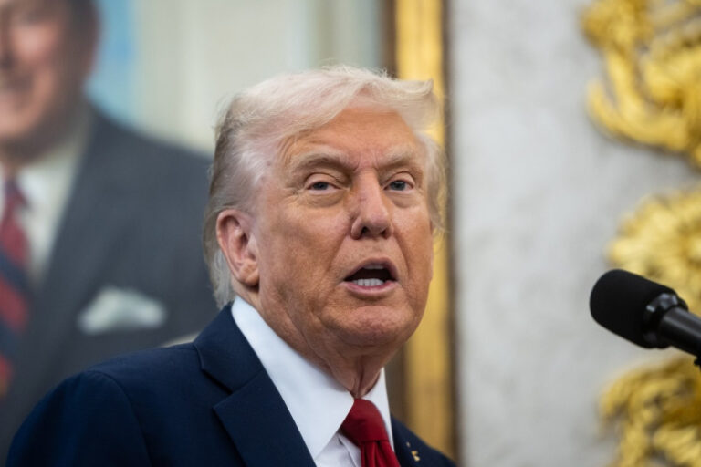 v-mid-rossii-rasskazali-reshitsja-li-problema-palestiny-za-schet-plana-trampa-4f19fa5