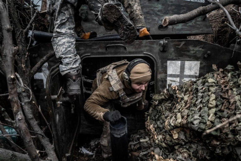 v-minoborony-rossii-rasskazali-o-provale-vsu-pod-krasnoarmejskom-7581e2d