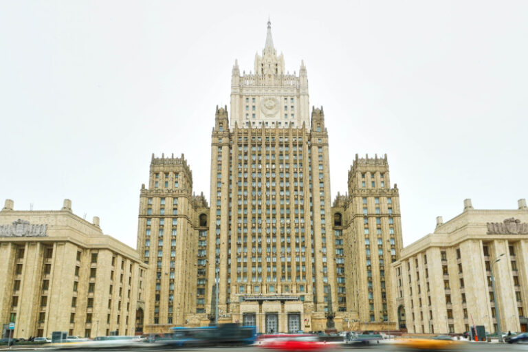 mid-rossii-raskryl-v-chem-britanija-i-es-pytajutsja-ubedit-ssha-po-ukraine-f3d45e5