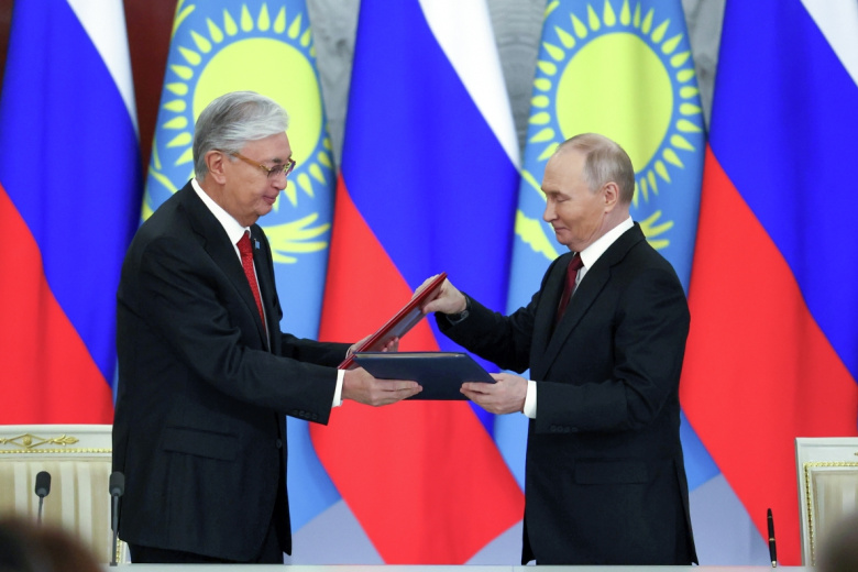 putin-i-tokaev-podpisali-vazhnyj-dokument-2441ae8