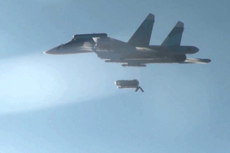 rossijskie-voennye-udarili-po-infrastrukturnym-obektam-vsu-d653716