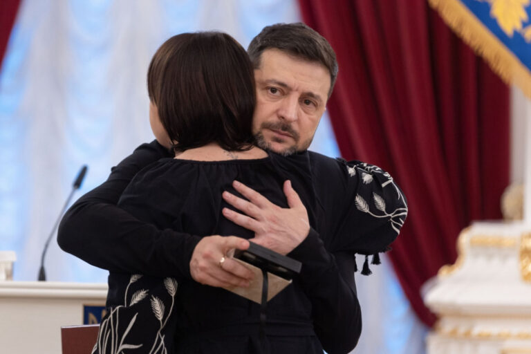 v-mid-rossii-nazvali-teh-kto-dolzhen-razdelit-s-zelenskim-otvetstvennost-7aa7f62