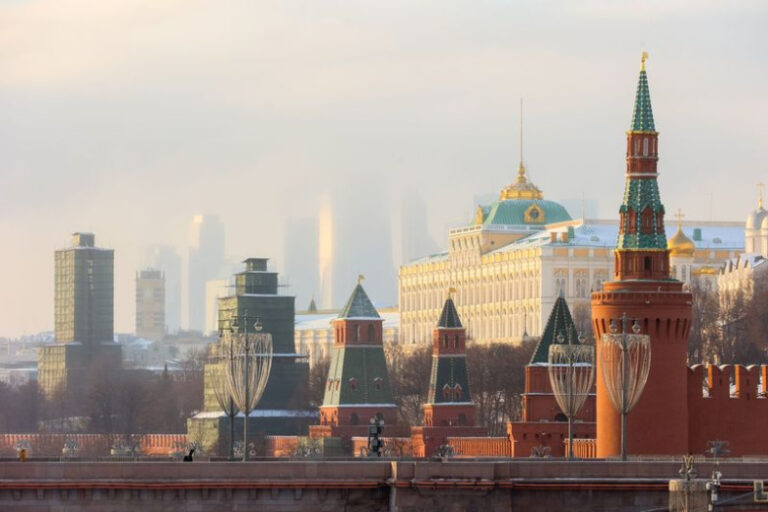 vynuzhdeny-prinimat-mery-peskov-o-konflikte-nato-s-rossiej-0f49964