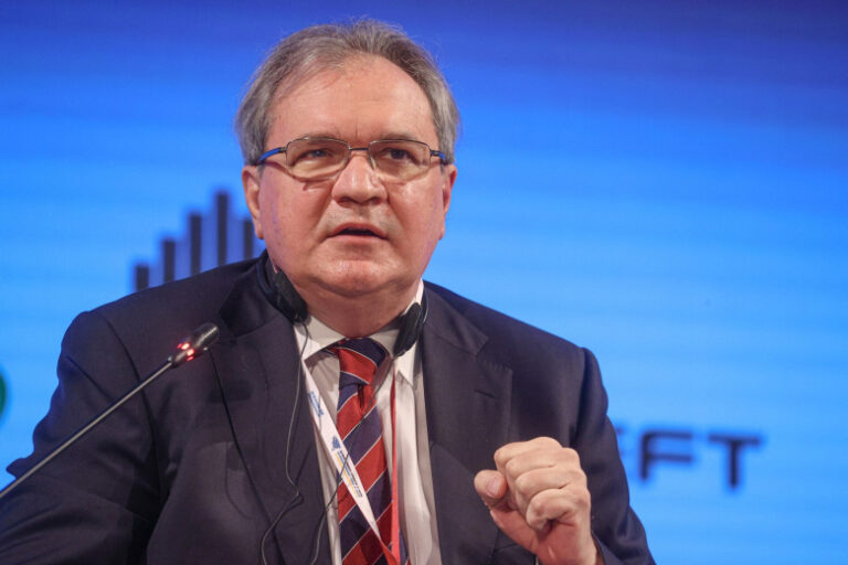 glava-spch-rasskazal-kak-ostanovit-shemy-dolinoj-91edf74