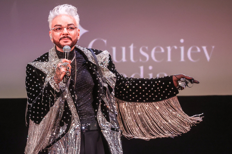 kirkorov-ispolnil-pesnju-na-stihi-zaharovoj-a02633c