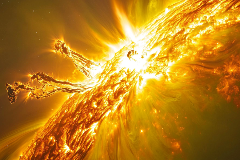 ot-solnca-otorvalsja-bezumnyj-klubok-48c337a