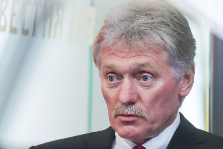 peskov-odnoj-frazoj-o-dollare-ohladil-ambicii-ssha-v-mirovoj-torgovle-ccbf2ab