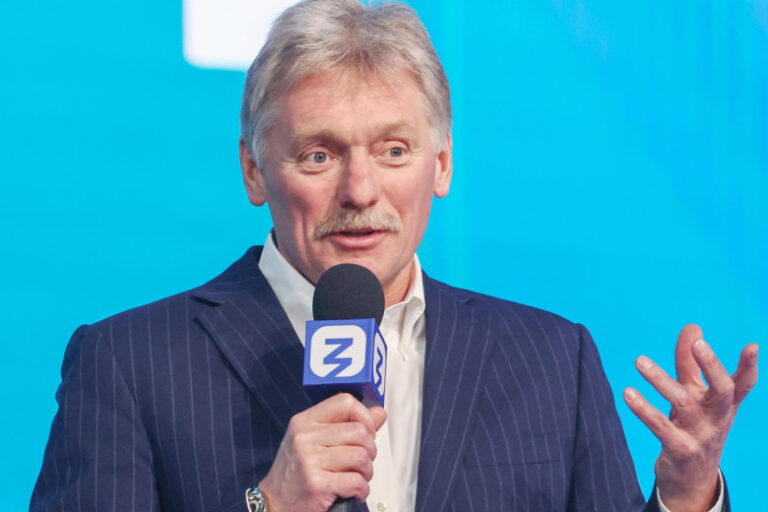 peskov-vyskazalsja-o-roli-ssha-v-uregulirovanii-krizisa-na-ukraine-49632bd