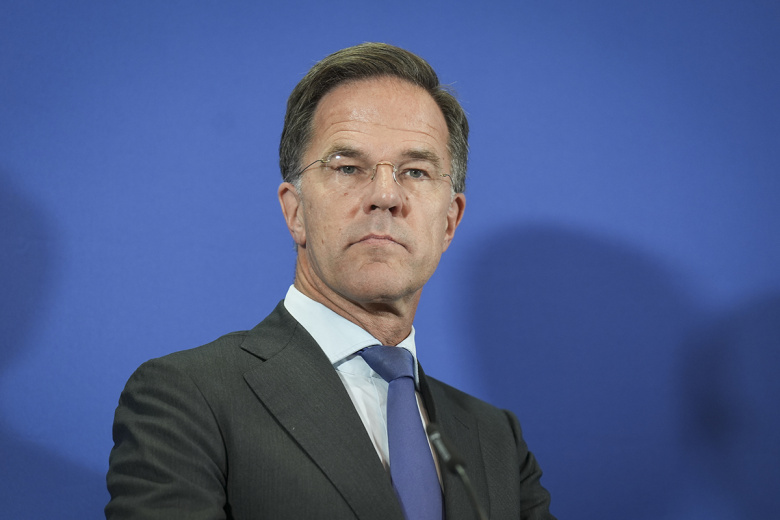 politolog-napomnil-biografiju-otca-genseka-nato-posle-slov-o-vojne-s-rossiej-965c068