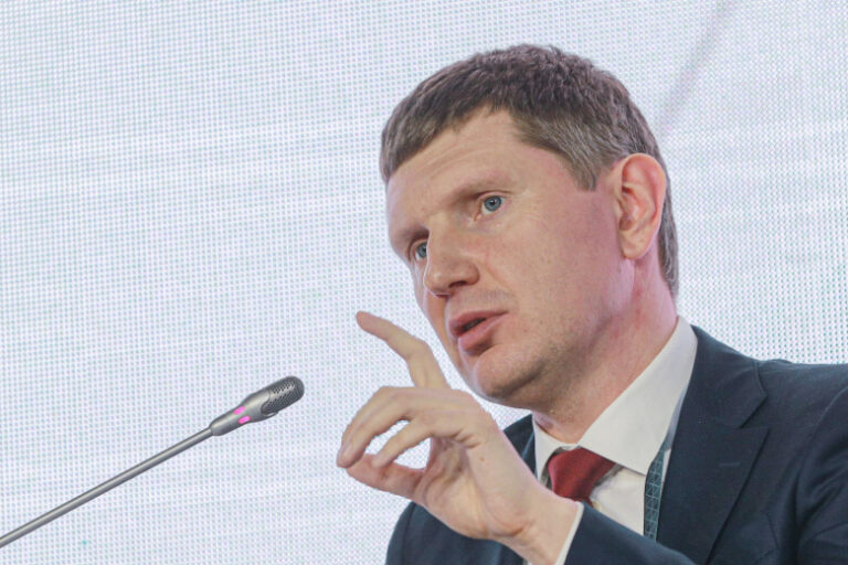 reshetnikov-ocenil-tempy-infljacii-v-rossii-b776c33